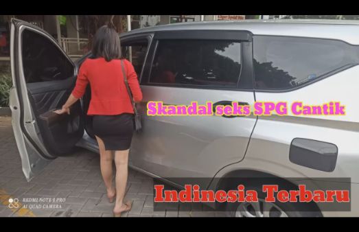 Bokep Indo Skandal Seks SPG Cantik Kulum Kontol Di Dalam Mobil
