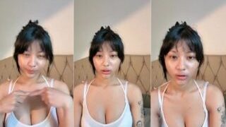 Bokep Indo Cia Tobrut Cantik Semakin Kencang Pencet Anu Instagram